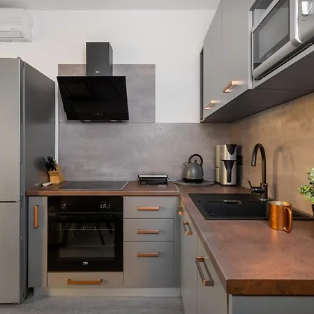 아파트 Valentino 라벡