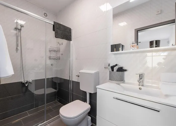 아파트 Valentino *